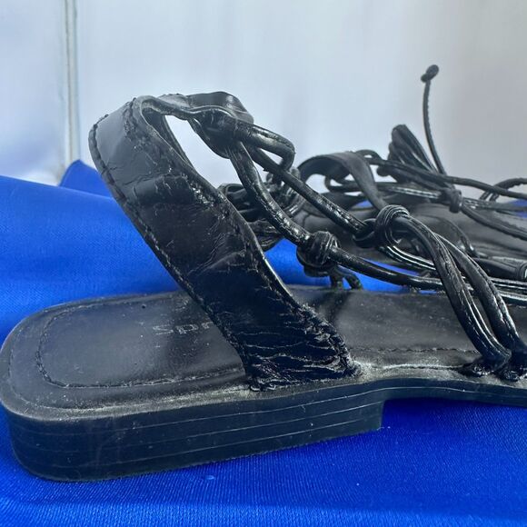 Spring flat sandal with lace up calf - Size 9 - Picture 5 of 6